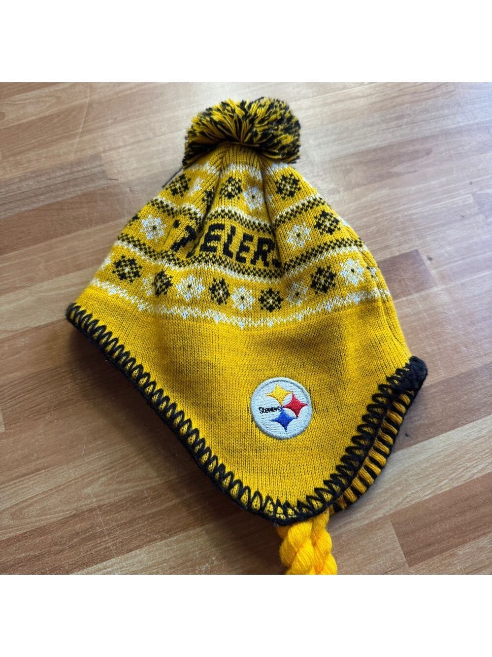 NFL knit beanie hat with ear flaps and Pom poms pittsburgh Steelers baby